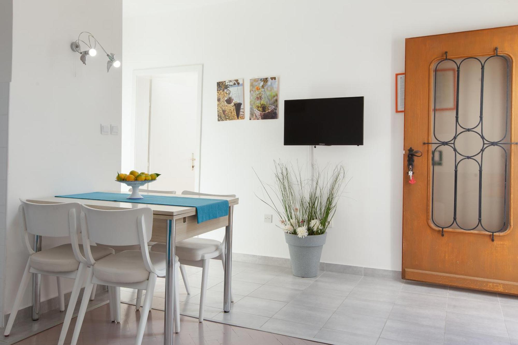 Apartments Marilka Подгора Екстериор снимка