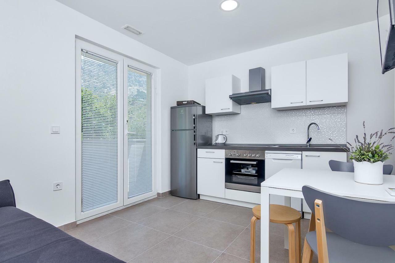Apartments Marilka Подгора Екстериор снимка